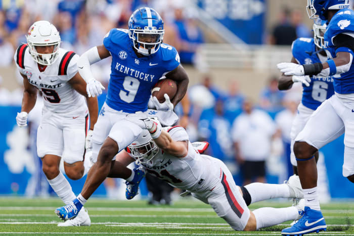Sep 2, 2023; Lexington, Kentucky, USA; Kentucky Wildcats wide receiver Tayvion Robinson (9) carries the ball during the second quarter against the Ball State Cardinals at Kroger Field. Mandatory Credit: Jordan Prather-USA TODAY Sports